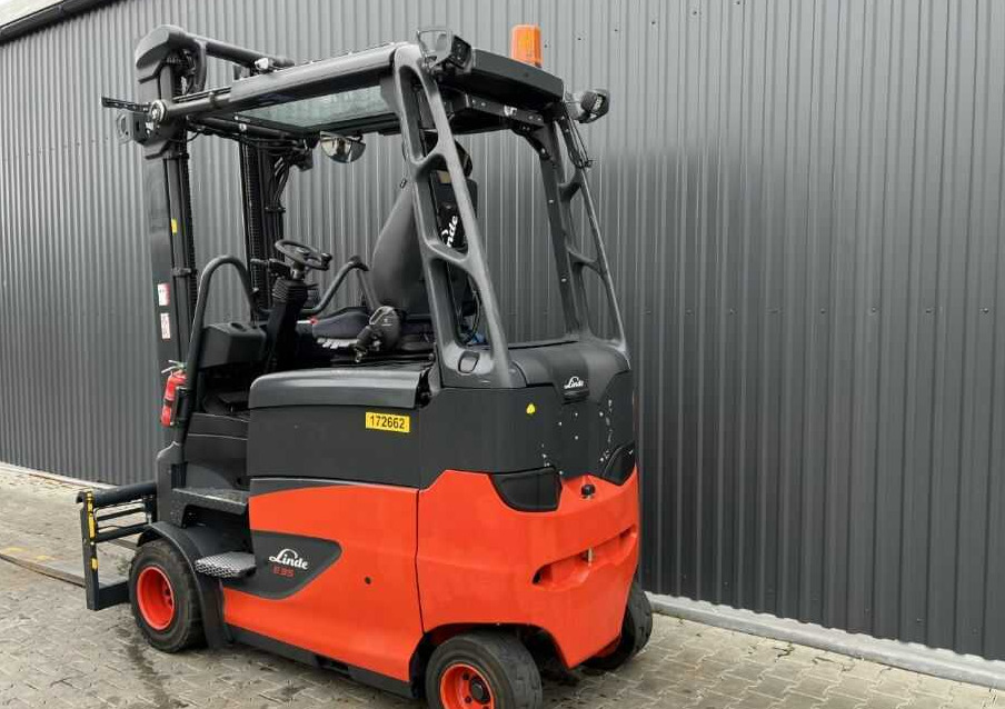 Linde E35RHL-01 - Chariot élévateur électrique: photos 3 Linde E35RHL-01 - Chariot élévateur électrique: photos 3