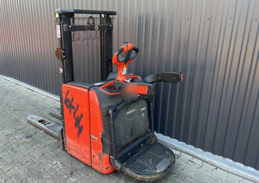 Linde L14lAP - Gerbeur: photos 3 Linde L14lAP - Gerbeur: photos 3