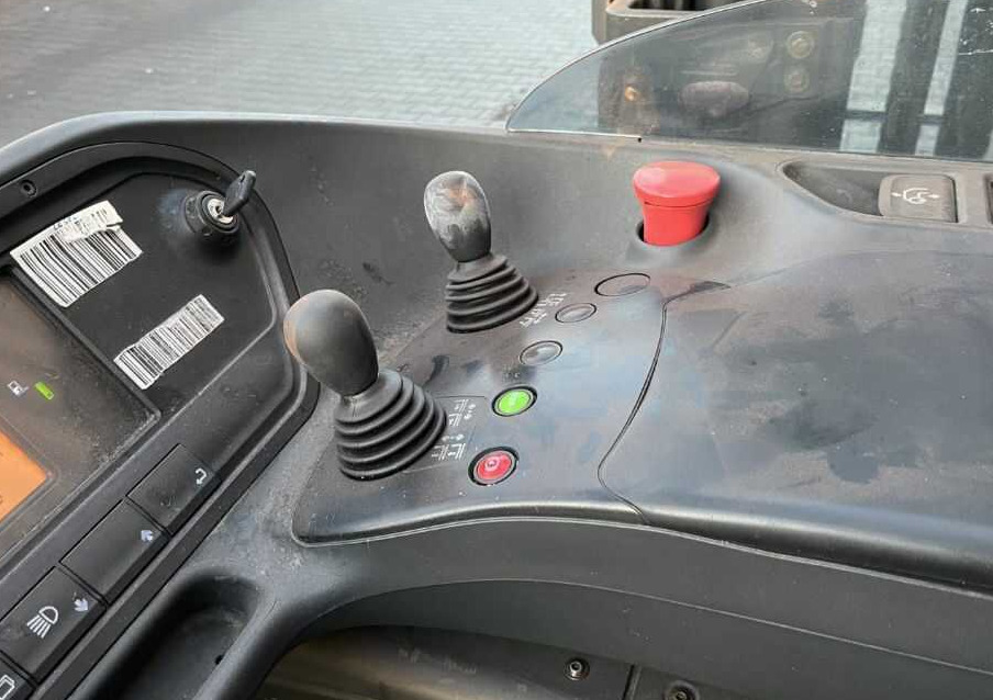 Chariot à mât rétractable Linde R10N: photos 8