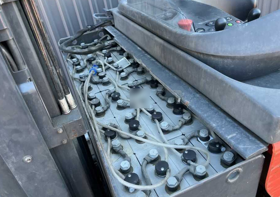 Chariot à mât rétractable Linde R14-01: photos 7 Chariot à mât rétractable Linde R14-01: photos 7