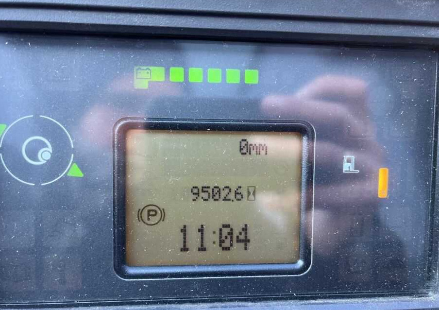 Linde R14 - Chariot à mât rétractable: photos 5 Linde R14 - Chariot à mât rétractable: photos 5