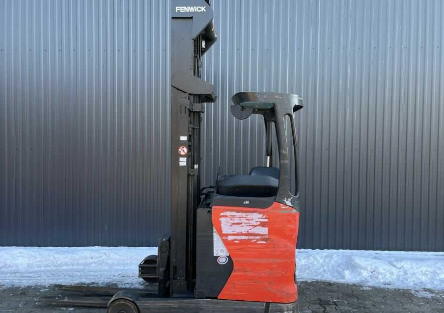 Linde R14 - Chariot à mât rétractable: photos 2 Linde R14 - Chariot à mât rétractable: photos 2