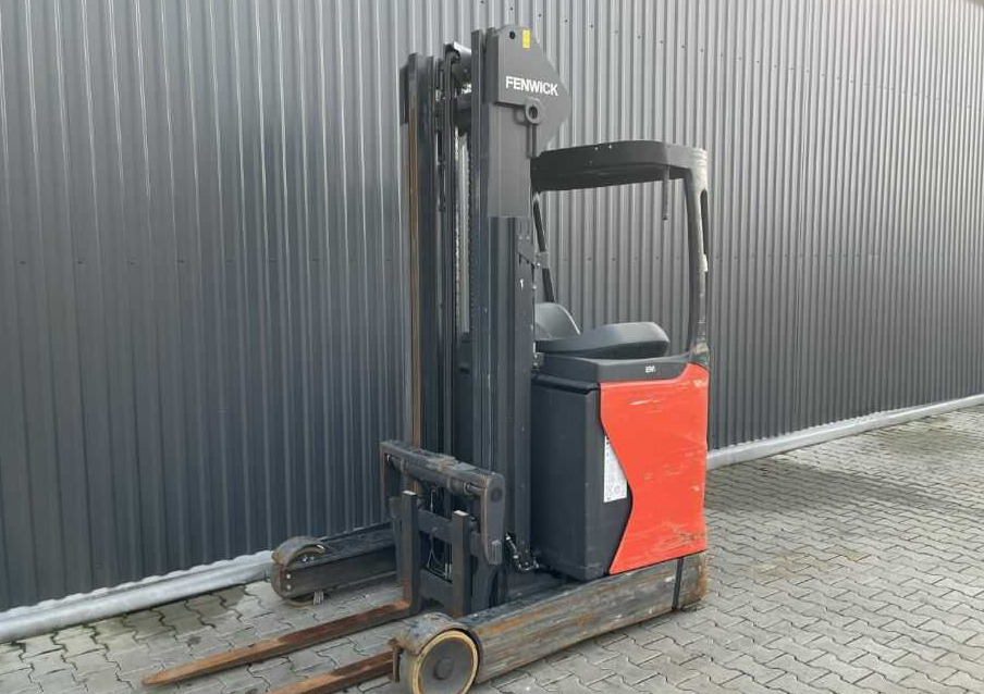 Linde R14 - Chariot à mât rétractable: photos 2 Linde R14 - Chariot à mât rétractable: photos 2