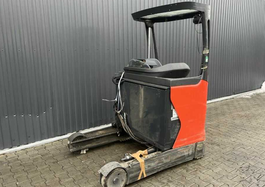 Linde R14HD-01 - Chariot à mât rétractable: photos 1 Linde R14HD-01 - Chariot à mât rétractable: photos 1