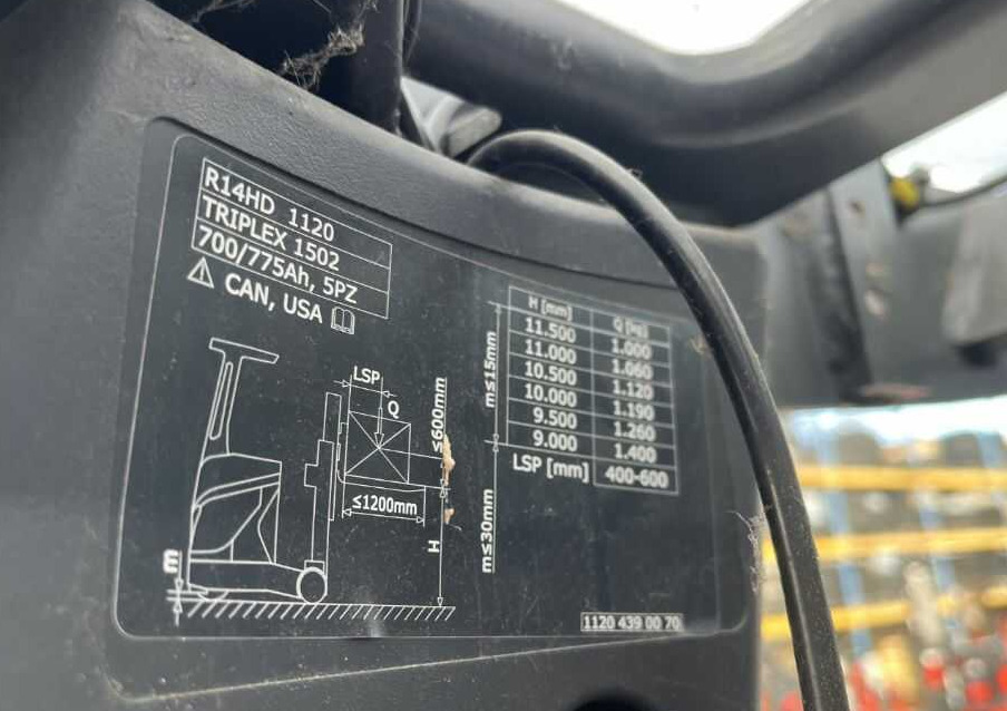 Linde R14HD-01 - Chariot à mât rétractable: photos 5 Linde R14HD-01 - Chariot à mât rétractable: photos 5