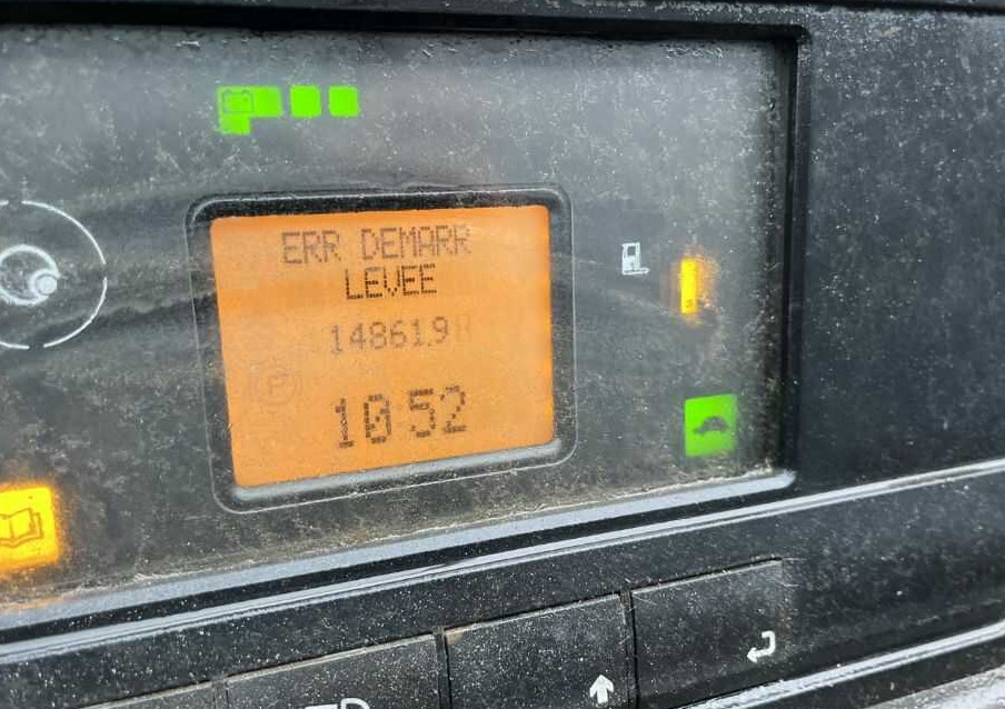 Linde R14HD - Chariot à mât rétractable: photos 5 Linde R14HD - Chariot à mât rétractable: photos 5