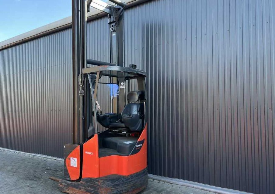 Linde R14X - Chariot à mât rétractable: photos 3 Linde R14X - Chariot à mât rétractable: photos 3