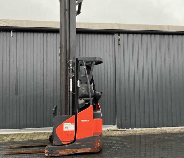 Linde R14X - Chariot à mât rétractable: photos 2 Linde R14X - Chariot à mât rétractable: photos 2