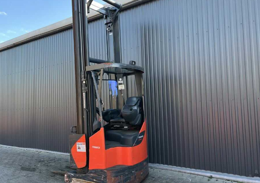 Linde R14X - Chariot à mât rétractable: photos 3 Linde R14X - Chariot à mât rétractable: photos 3