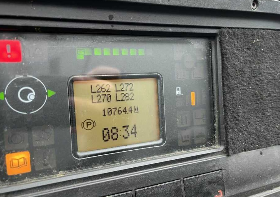 Linde R16HD-01 - Chariot à mât rétractable: photos 5 Linde R16HD-01 - Chariot à mât rétractable: photos 5