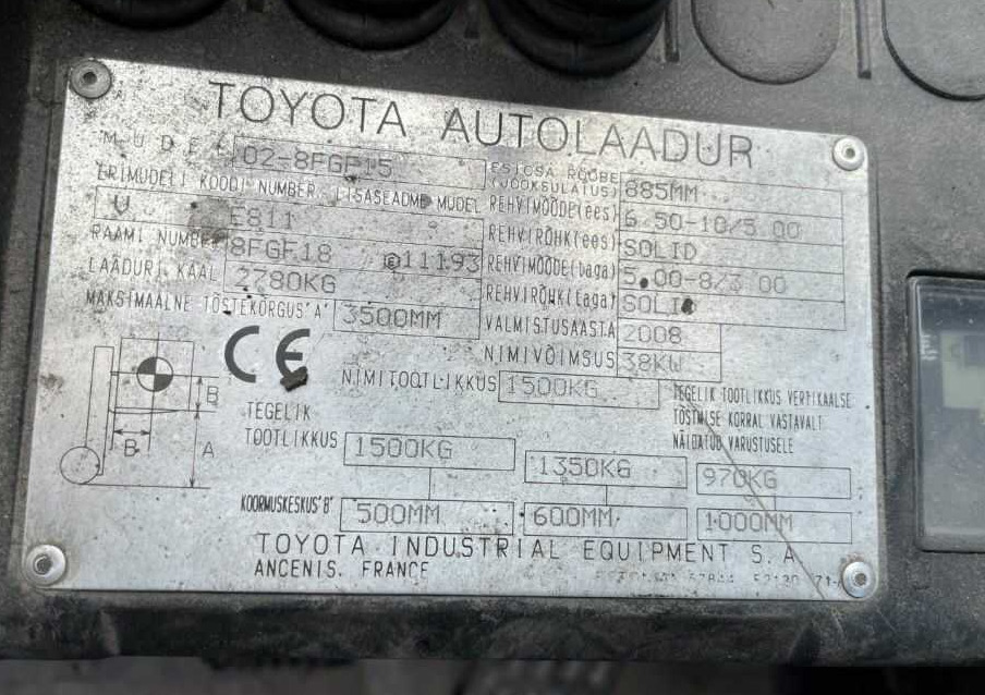 Toyota 8FGF15 - Chariot élévateur à gaz: photos 4 Toyota 8FGF15 - Chariot élévateur à gaz: photos 4