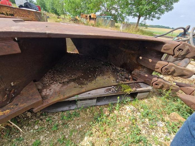 Case 988 - Godet: photos 4 Case 988 - Godet: photos 4