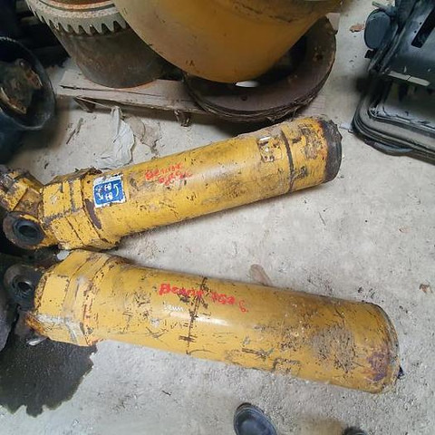 Caterpillar 769D - - Tombereau: photos 2 Caterpillar 769D - - Tombereau: photos 2