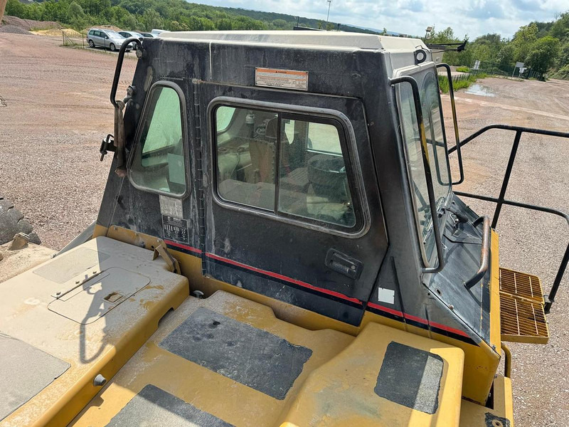 Tombereau rigide Caterpillar 771D: photos 12