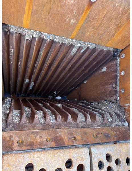 Terex POWERSCREEN PREMIER TRAX300 - Concasseur: photos 5 Terex POWERSCREEN PREMIER TRAX300 - Concasseur: photos 5