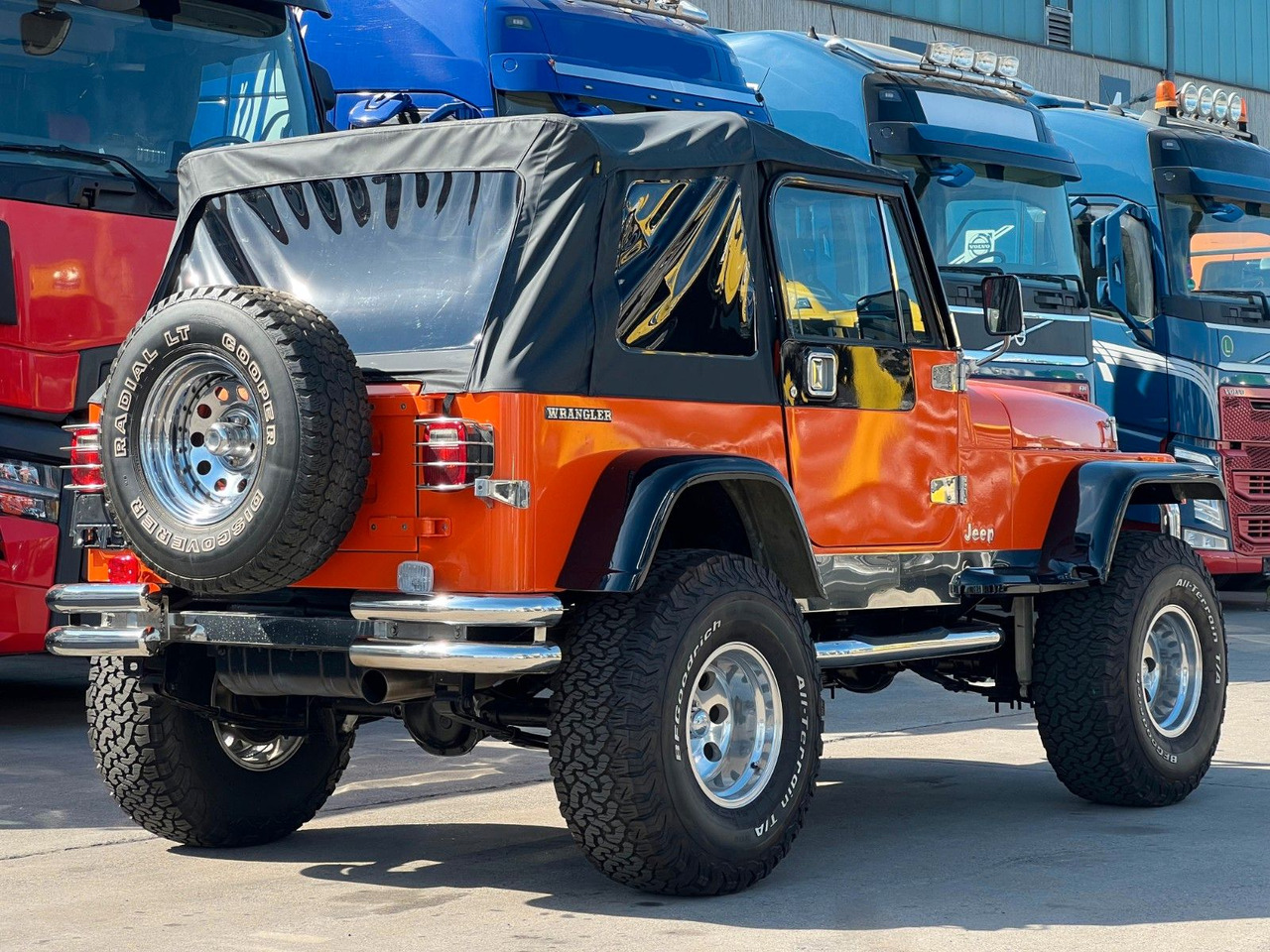 Jeep Wrangler * V8 UMBAU * OLDTIMER * TOP * - SUV: photos 5 Jeep Wrangler * V8 UMBAU * OLDTIMER * TOP * - SUV: photos 5
