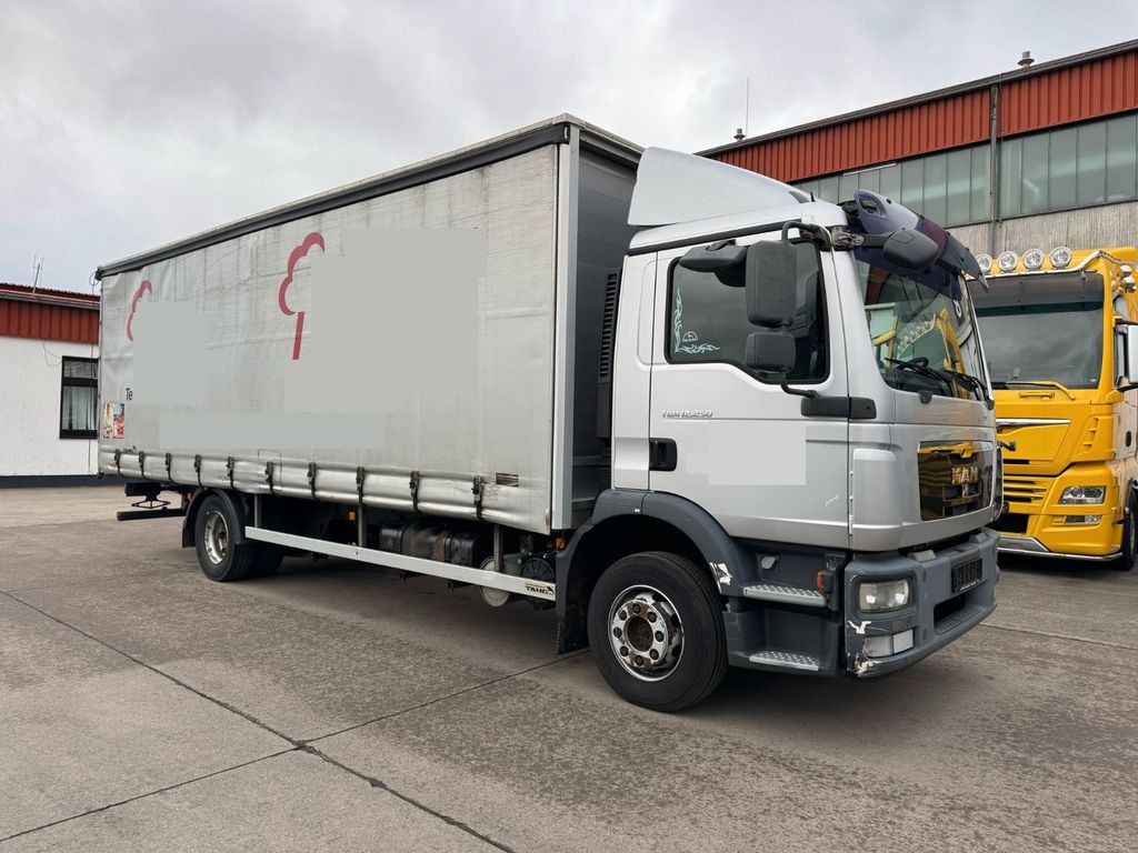 MAN 12.250 * MOTORBREMSE * KLIMA * GELASTET 14.000KG - Camion grumier: photos 1 MAN 12.250 * MOTORBREMSE * KLIMA * GELASTET 14.000KG - Camion grumier: photos 1