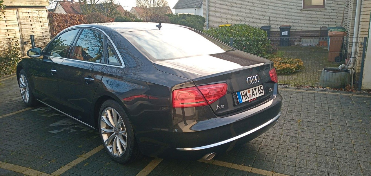Audi A8 4.2 TDI tiptronic quattro - Berline: photos 3 Audi A8 4.2 TDI tiptronic quattro - Berline: photos 3