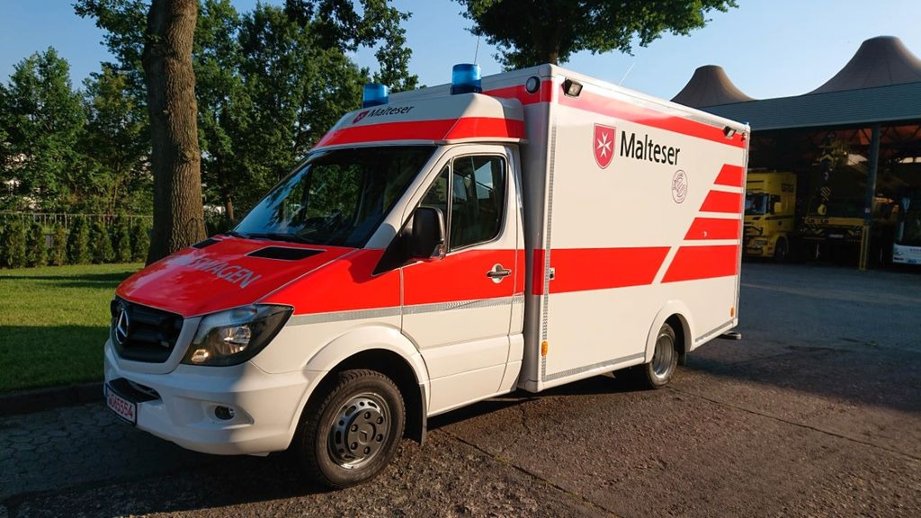 Mercedes-Benz Sprinter 519 / ATM 0km 4x on Stock - Ambulance: photos 1 Mercedes-Benz Sprinter 519 / ATM 0km 4x on Stock - Ambulance: photos 1