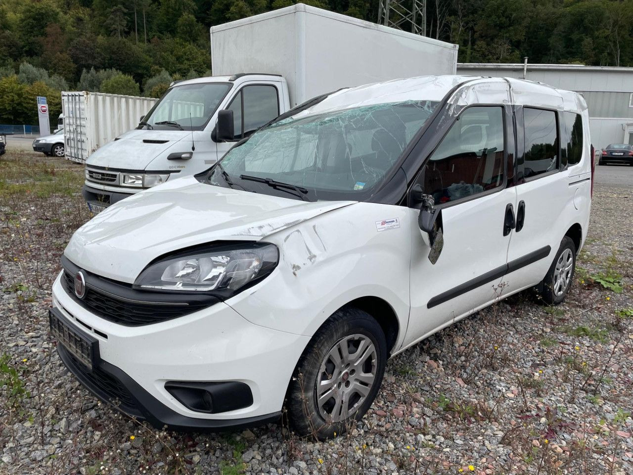Fiat Doblo Maxi 1.6 M-Jet Euro6 Klima ZV - Transport de personnes: photos 2 Fiat Doblo Maxi 1.6 M-Jet Euro6 Klima ZV - Transport de personnes: photos 2
