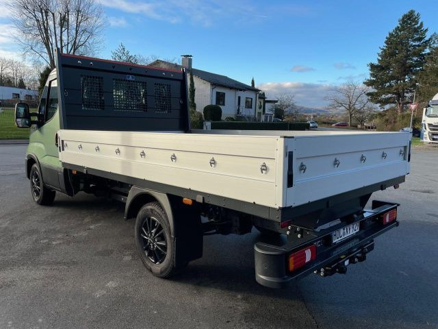 Iveco Daily 35S14A8 Euro6 Klima AHK Navi ZV - Utilitaire plateau: photos 5 Iveco Daily 35S14A8 Euro6 Klima AHK Navi ZV - Utilitaire plateau: photos 5