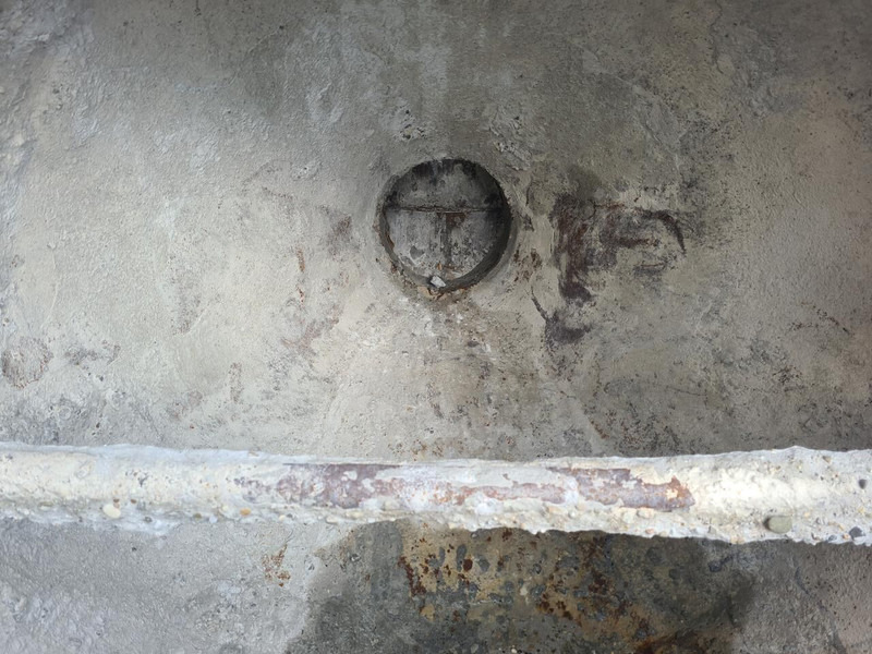 Kubel 1000 liter - Gebruikt - Godet pour Engins de chantier: photos 5 Kubel 1000 liter - Gebruikt - Godet pour Engins de chantier: photos 5