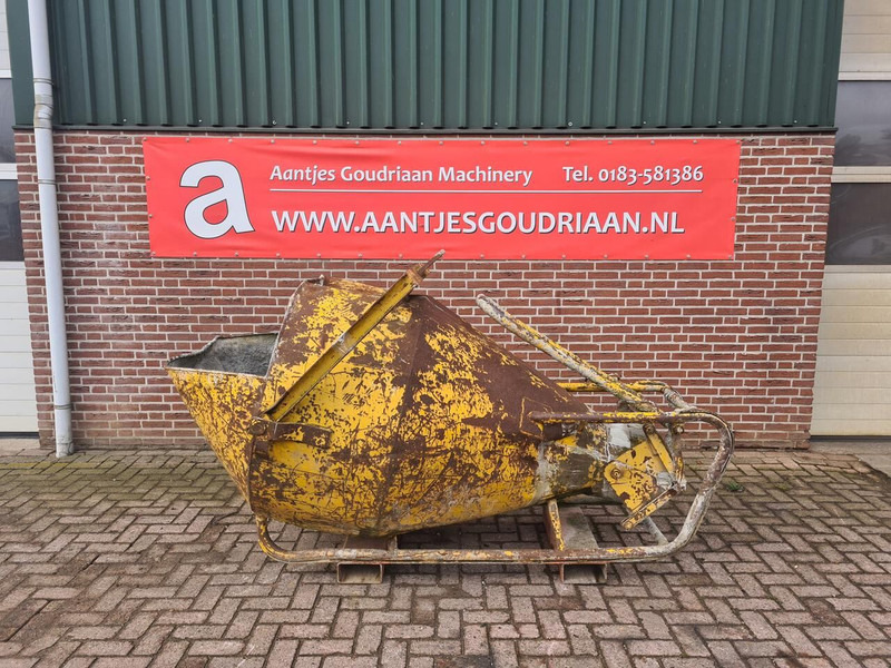 Kubel 1000 liter - Gebruikt - Godet pour Engins de chantier: photos 1 Kubel 1000 liter - Gebruikt - Godet pour Engins de chantier: photos 1