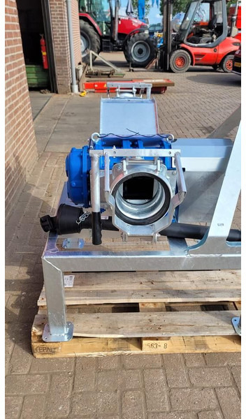 Onbekend - Pompe à eau: photos 3 Onbekend - Pompe à eau: photos 3