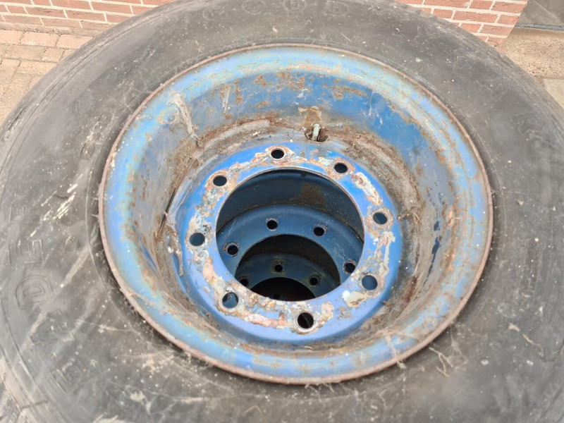 Onbekend - Pneus et jantes: photos 4 Onbekend - Pneus et jantes: photos 4