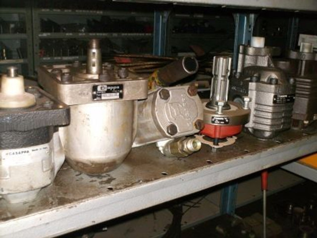 Onbekend - Pompe hydraulique: photos 1 Onbekend - Pompe hydraulique: photos 1