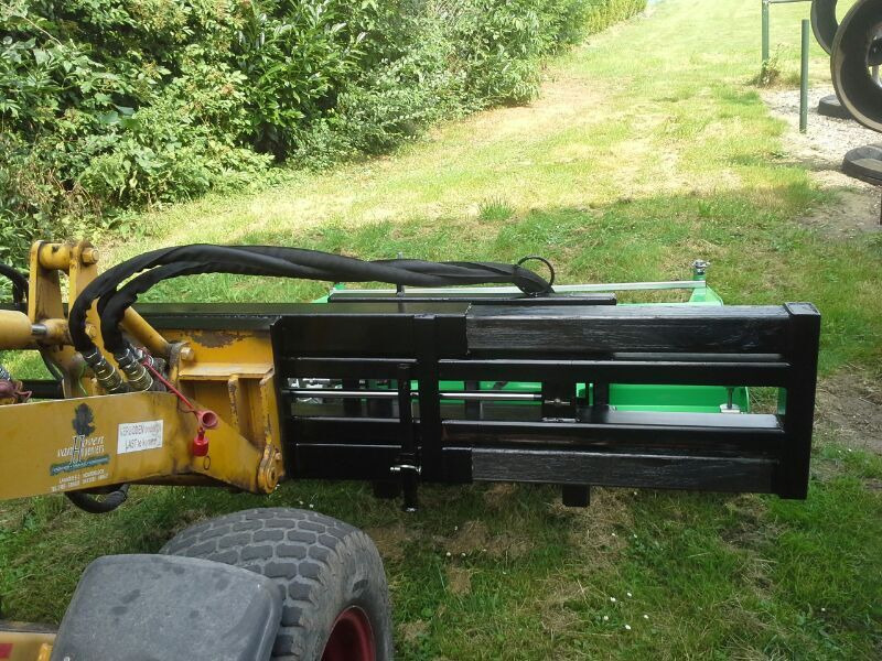 Peruzzo hydraulische klepelmaaier - Broyeur/ Épareuse: photos 5 Peruzzo hydraulische klepelmaaier - Broyeur/ Épareuse: photos 5