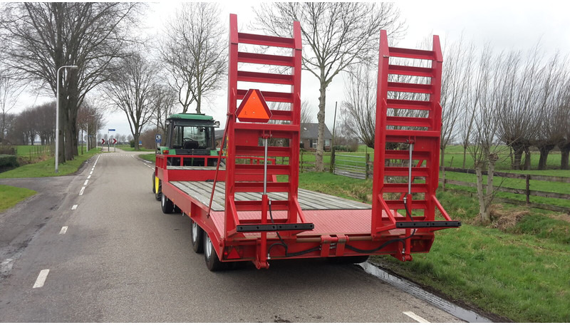 Dieplader 15 ton - Remorque porte-engin surbaissée: photos 3 Dieplader 15 ton - Remorque porte-engin surbaissée: photos 3