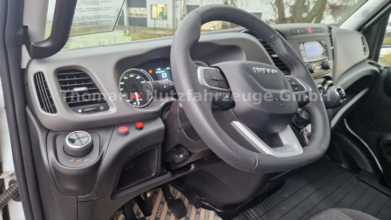 Iveco Daily 70C18H Pritsche Plane 1000KG LBW Luftfeder Iveco Daily 70C18H Pritsche Plane 1000KG LBW Luftfeder - Utilitaire rideaux coulissants (PLSC): photos 4 Iveco Daily 70C18H Pritsche Plane 1000KG LBW Luftfeder Iveco Daily 70C18H Pritsche Plane 1000KG LBW Luftfeder - Utilitaire rideaux coulissants (PLSC): photos 4