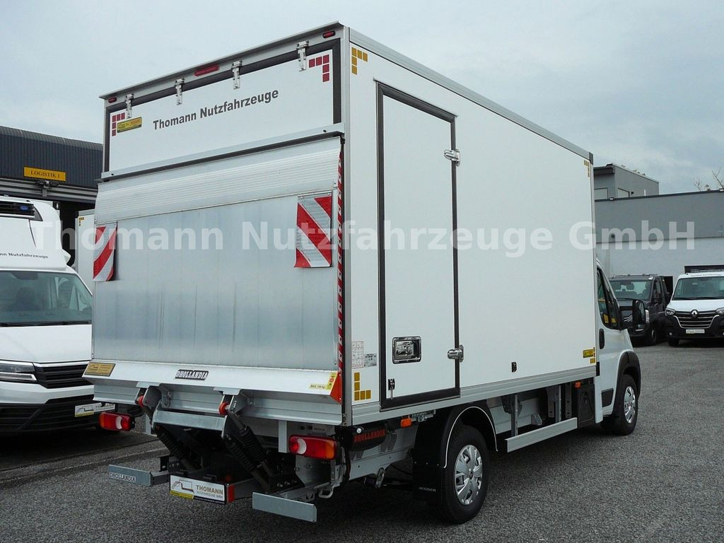 Peugeot Boxer Kühlkoffer Xarios 300 GH LBW Peugeot Boxer Kühlkoffer Xarios 300 GH LBW - Utilitaire frigorifique: photos 4 Peugeot Boxer Kühlkoffer Xarios 300 GH LBW Peugeot Boxer Kühlkoffer Xarios 300 GH LBW - Utilitaire frigorifique: photos 4