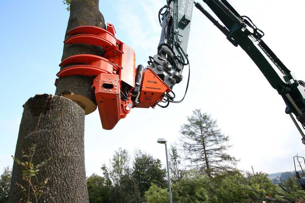 Westtech CS780 / Greifersäge / Fällkopf / sofort - Accessoire pour Matériel forestier: photos 2 Westtech CS780 / Greifersäge / Fällkopf / sofort - Accessoire pour Matériel forestier: photos 2