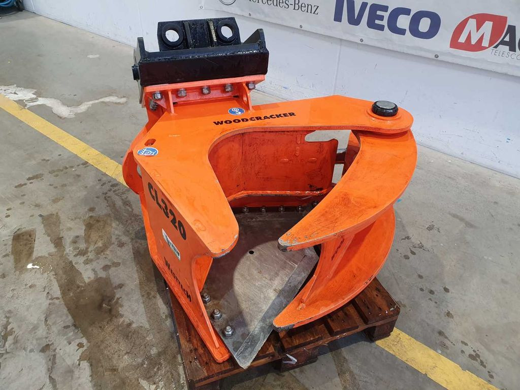 Westtech Woodcracker CL320 Fällgreifer 2022 DEMO - Accessoire pour Matériel forestier: photos 3 Westtech Woodcracker CL320 Fällgreifer 2022 DEMO - Accessoire pour Matériel forestier: photos 3