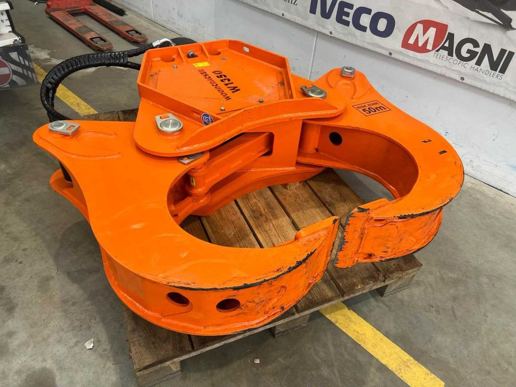 Westtech Woodcracker W1350 Spaltzange DEMO Roto - Accessoire pour Matériel forestier: photos 3 Westtech Woodcracker W1350 Spaltzange DEMO Roto - Accessoire pour Matériel forestier: photos 3