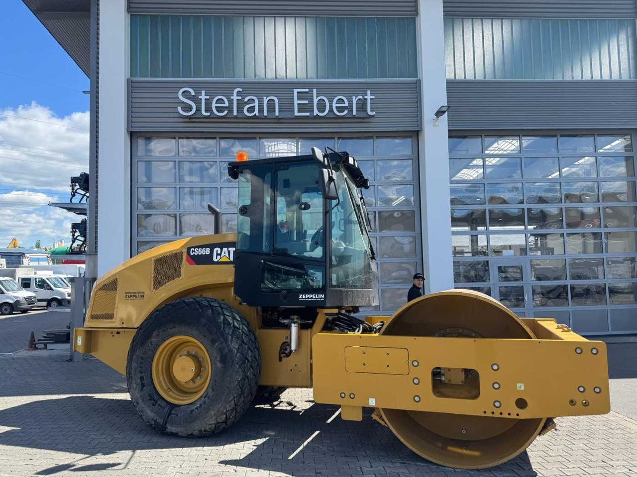 CAT CS66B / 2017 / nur 83h! / Klima / neuwertig! - Compacteur à pieds de mouton/ Monocylindre: photos 1 CAT CS66B / 2017 / nur 83h! / Klima / neuwertig! - Compacteur à pieds de mouton/ Monocylindre: photos 1