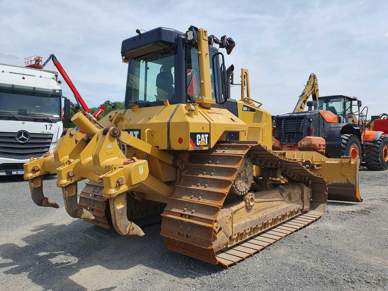 Bulldozer CAT D6N LGP / 8.524h / Klappschild / Ripper: photos 6