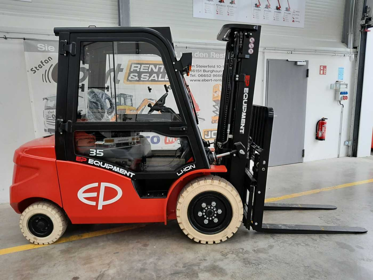 EP Equipment EFL353 / 3,5T / Triplex: 4,80m /ZVG - Chariot élévateur électrique: photos 5 EP Equipment EFL353 / 3,5T / Triplex: 4,80m /ZVG - Chariot élévateur électrique: photos 5