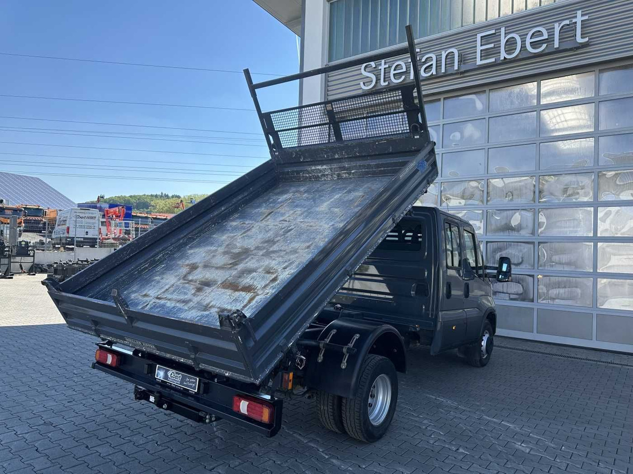 Iveco 70C18H Meiller 3-S.Kipper *R.3750mm*7Sitze*AHK* - Utilitaire benne: photos 4 Iveco 70C18H Meiller 3-S.Kipper *R.3750mm*7Sitze*AHK* - Utilitaire benne: photos 4
