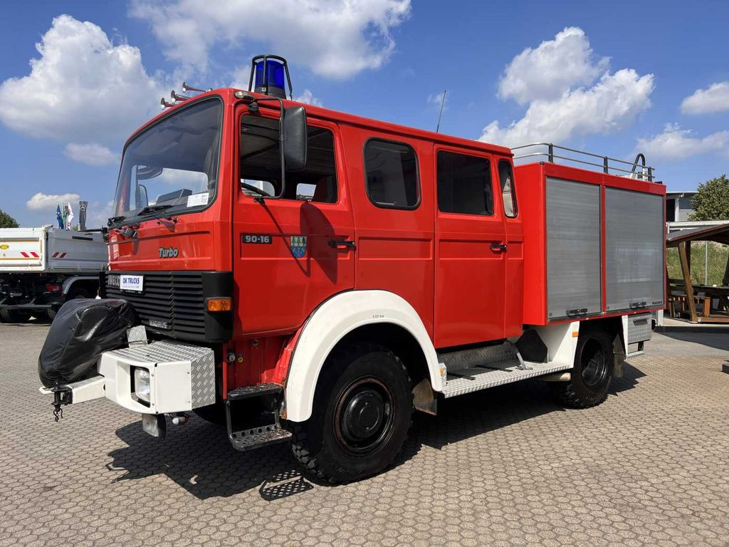 Iveco 75-16 AW 4x4 LF8 Feuerwehr Standheizung 9 Sitze - Camion de pompier: photos 4 Iveco 75-16 AW 4x4 LF8 Feuerwehr Standheizung 9 Sitze - Camion de pompier: photos 4