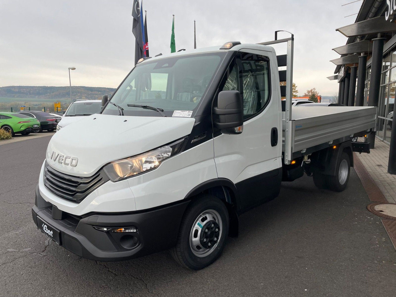 Iveco Daily 35C14 A8 *R3.450mm*Automatik* 7x vorhanden - Utilitaire benne: photos 4 Iveco Daily 35C14 A8 *R3.450mm*Automatik* 7x vorhanden - Utilitaire benne: photos 4