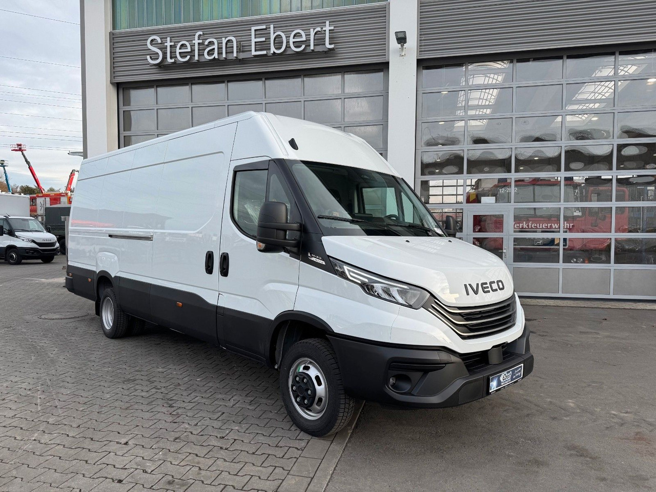 Iveco Daily 35C21 HA8 *R4.100mm*AHK*LED*Automatik* - Fourgon utilitaire: photos 1 Iveco Daily 35C21 HA8 *R4.100mm*AHK*LED*Automatik* - Fourgon utilitaire: photos 1