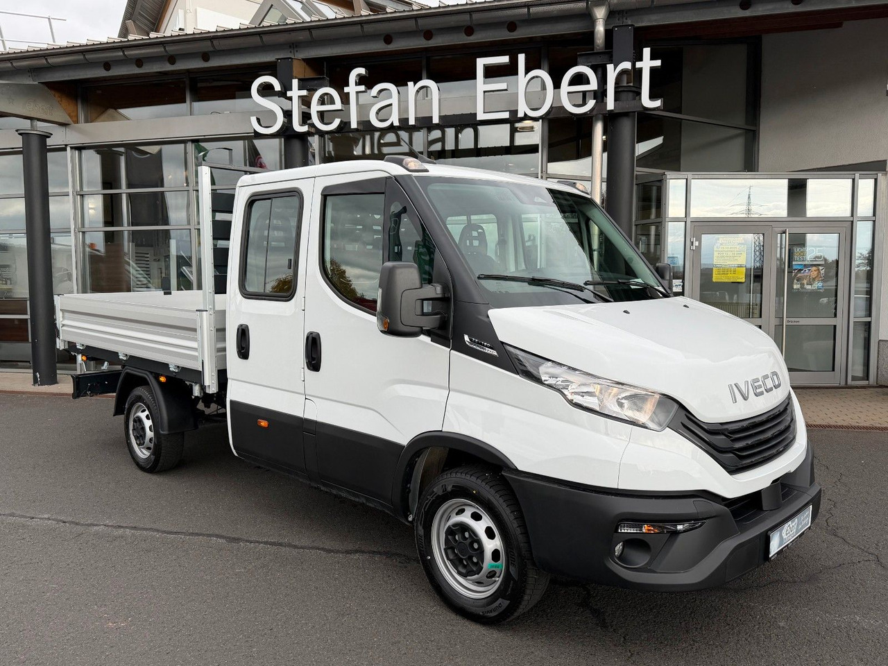 Iveco Daily 35S16 A8 *R.3450mm*Automatik*AHK*7-Sitze* - Utilitaire benne, Utilitaire double cabine: photos 1 Iveco Daily 35S16 A8 *R.3450mm*Automatik*AHK*7-Sitze* - Utilitaire benne, Utilitaire double cabine: photos 1