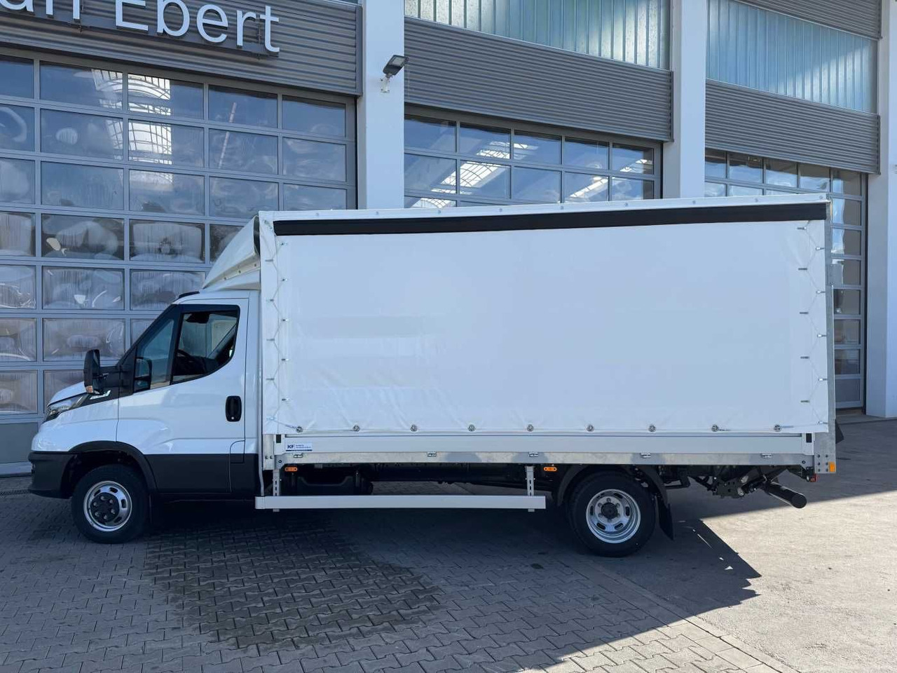 Utilitaire rideaux coulissants (PLSC) Iveco Daily 50C16 HA8 Pritsche+Plane *LBW* 3x: photos 9 Utilitaire rideaux coulissants (PLSC) Iveco Daily 50C16 HA8 Pritsche+Plane *LBW* 3x: photos 9