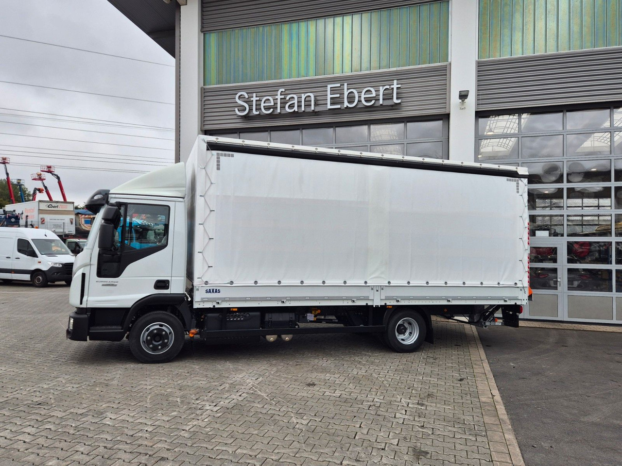 Iveco Eurocargo ML75E19/P LBW  Spoiler Klima 3 Sitze - Utilitaire rideaux coulissants (PLSC): photos 5 Iveco Eurocargo ML75E19/P LBW  Spoiler Klima 3 Sitze - Utilitaire rideaux coulissants (PLSC): photos 5