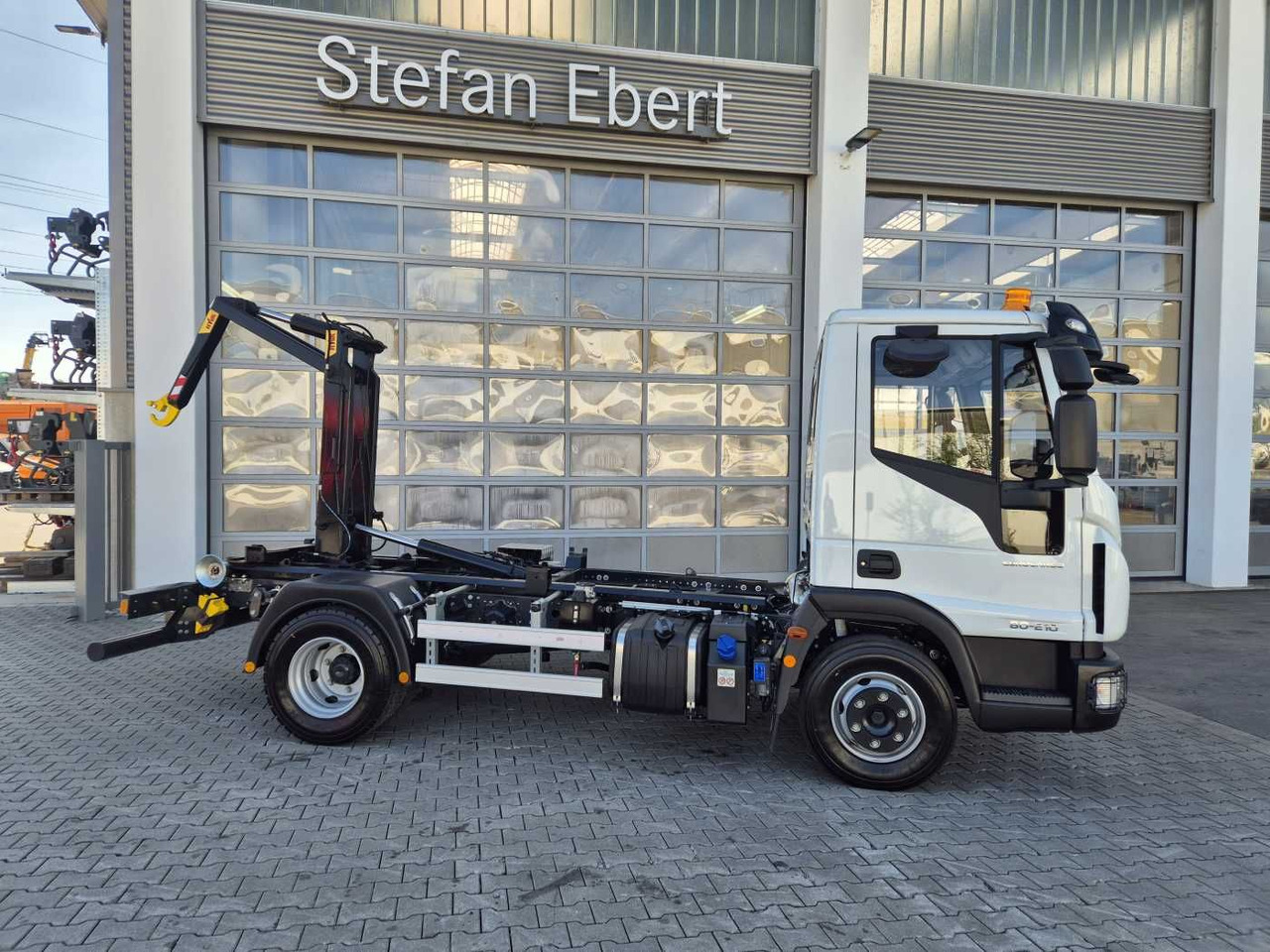 Iveco Eurocargo ML80E21K 4x2 Hyva 05-32-K-DIN-BF 2xAHK - Camion ampliroll: photos 5 Iveco Eurocargo ML80E21K 4x2 Hyva 05-32-K-DIN-BF 2xAHK - Camion ampliroll: photos 5