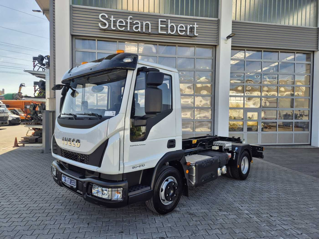 Iveco Eurocargo ML80E21K 4x2 Hyva 05-32-K-DIN-BF 2xAHK - Camion ampliroll: photos 2 Iveco Eurocargo ML80E21K 4x2 Hyva 05-32-K-DIN-BF 2xAHK - Camion ampliroll: photos 2