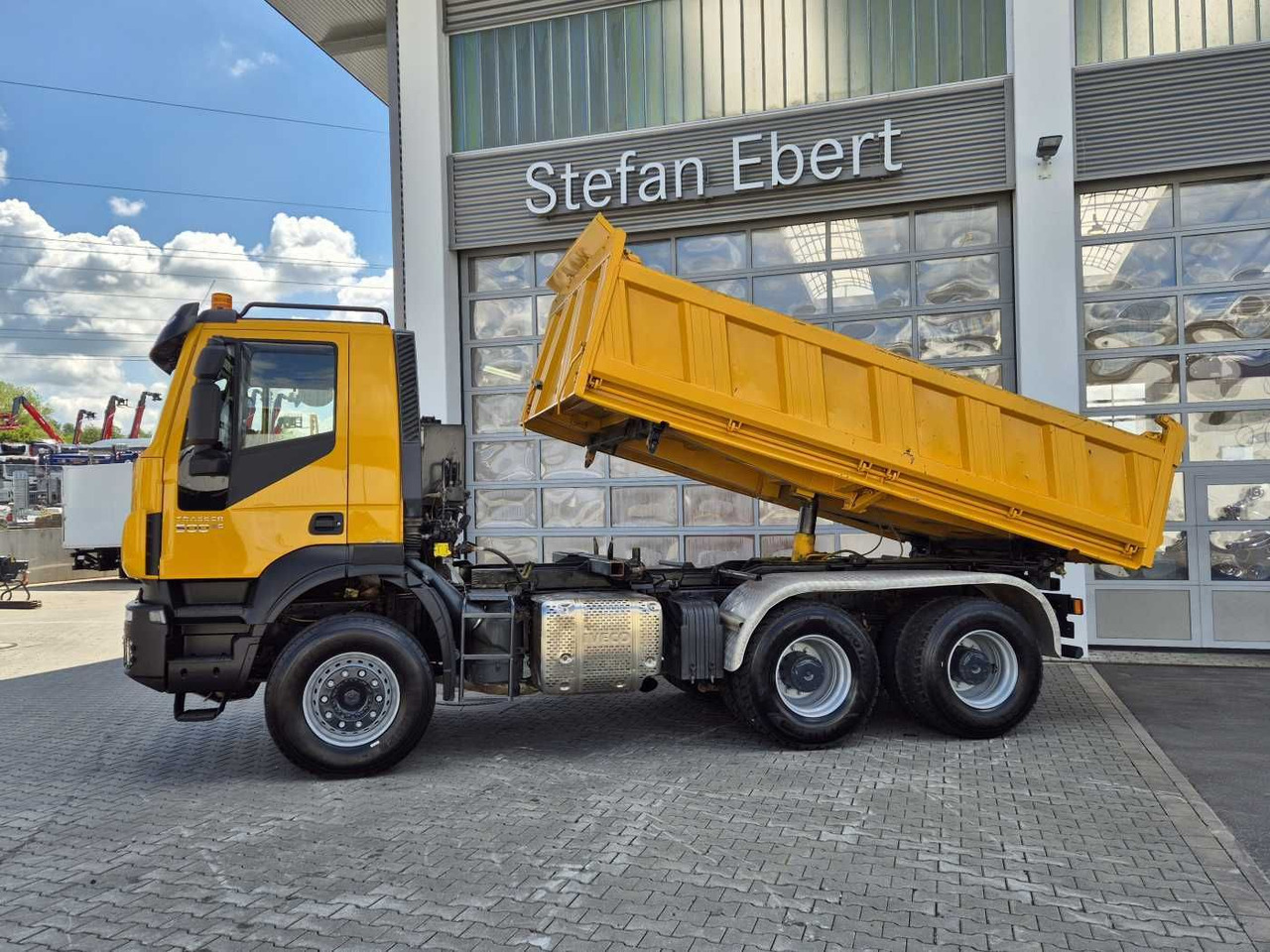 Iveco Trakker AD380T50 6x4 Kipper/SZM Wechselsystem - Camion benne: photos 4 Iveco Trakker AD380T50 6x4 Kipper/SZM Wechselsystem - Camion benne: photos 4